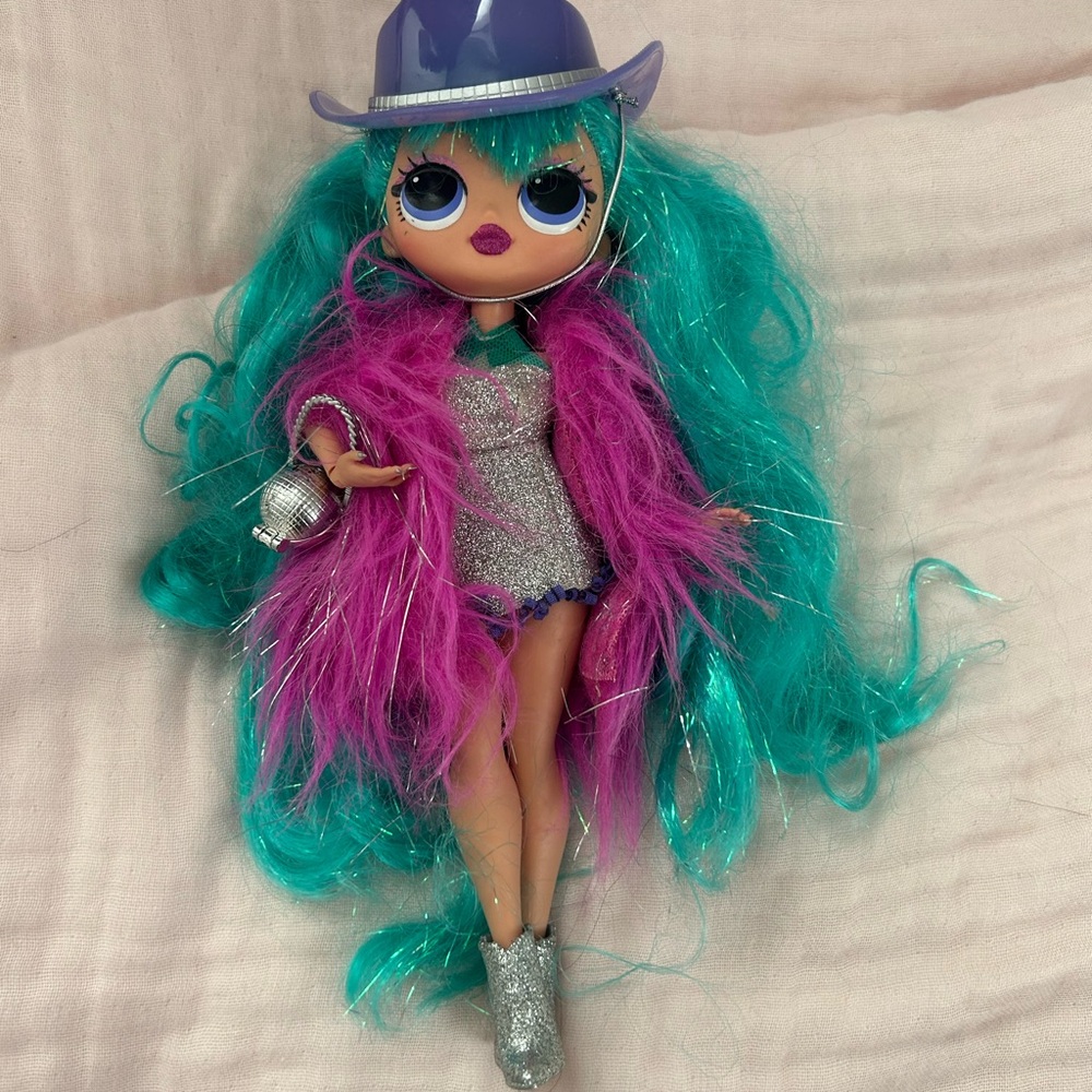 L.O.L Surprise! O.M.G. Cosmic Nova Fashion doll